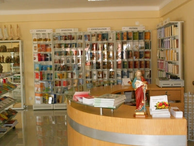 PAULUS inaugura livraria em Angola